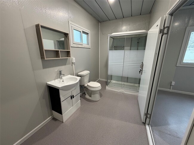 Building Photo - 15435 Esther Dr