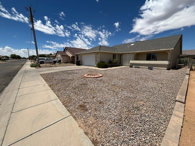 Building Photo - 3773 N Irving St