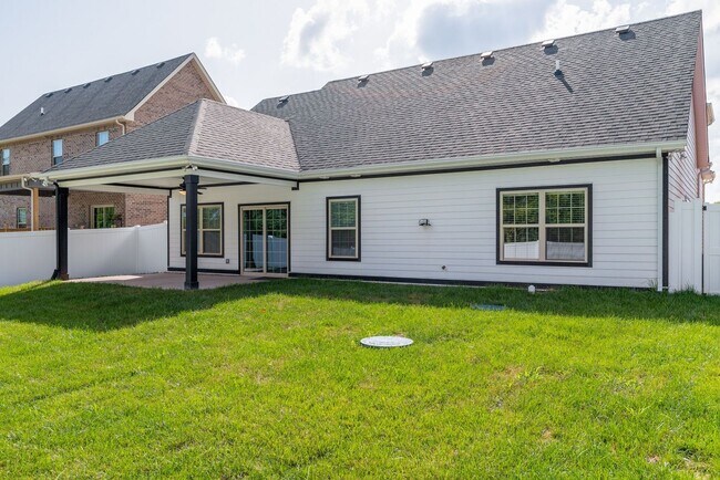 Building Photo - 207 Jesse Dr