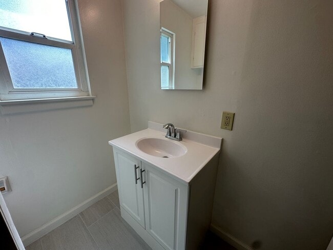 Building Photo - 4767001 /45