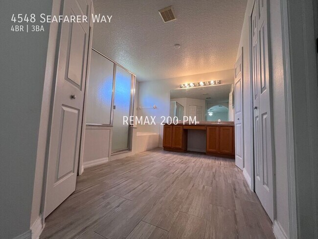 Building Photo - 4548 Seafarer Way