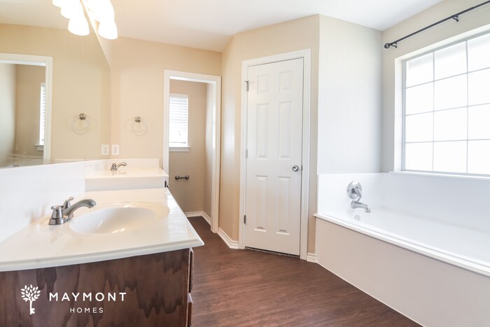 Building Photo - 229 Blackjack Rd W