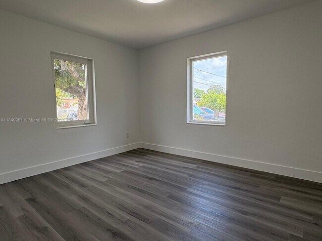 Building Photo - 3368 NW 51st Terrace