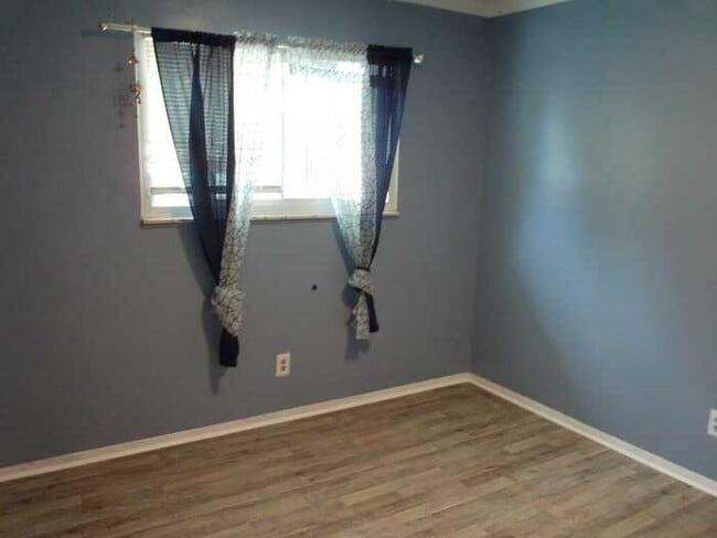Building Photo - 2528 Koper Dr