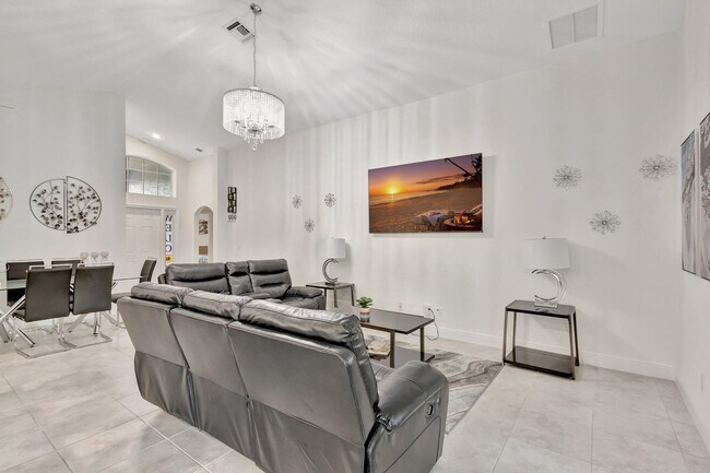 Building Photo - 9709 Starboard Dr