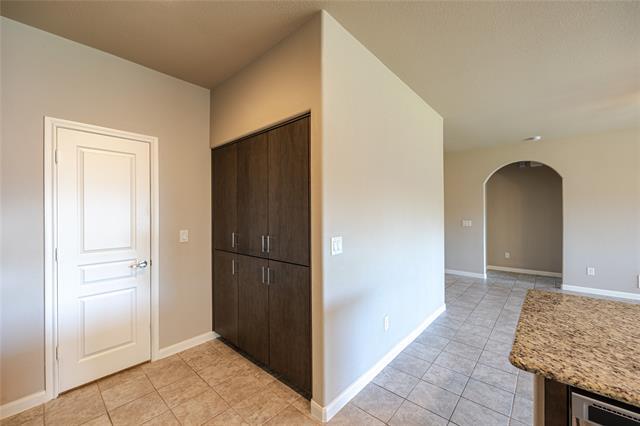 Building Photo - 1141 Kingston Ct