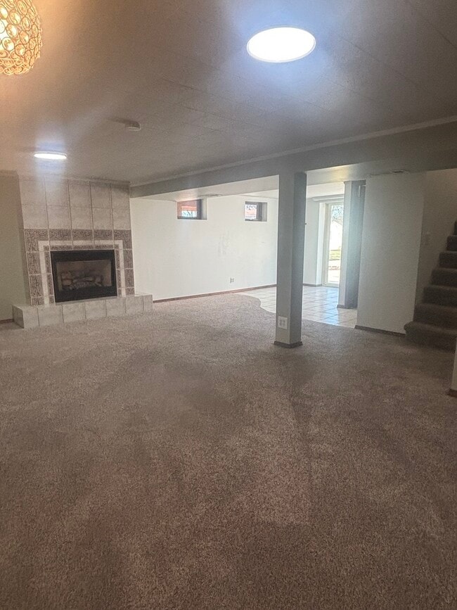 Building Photo - 7718 Butternut Ct