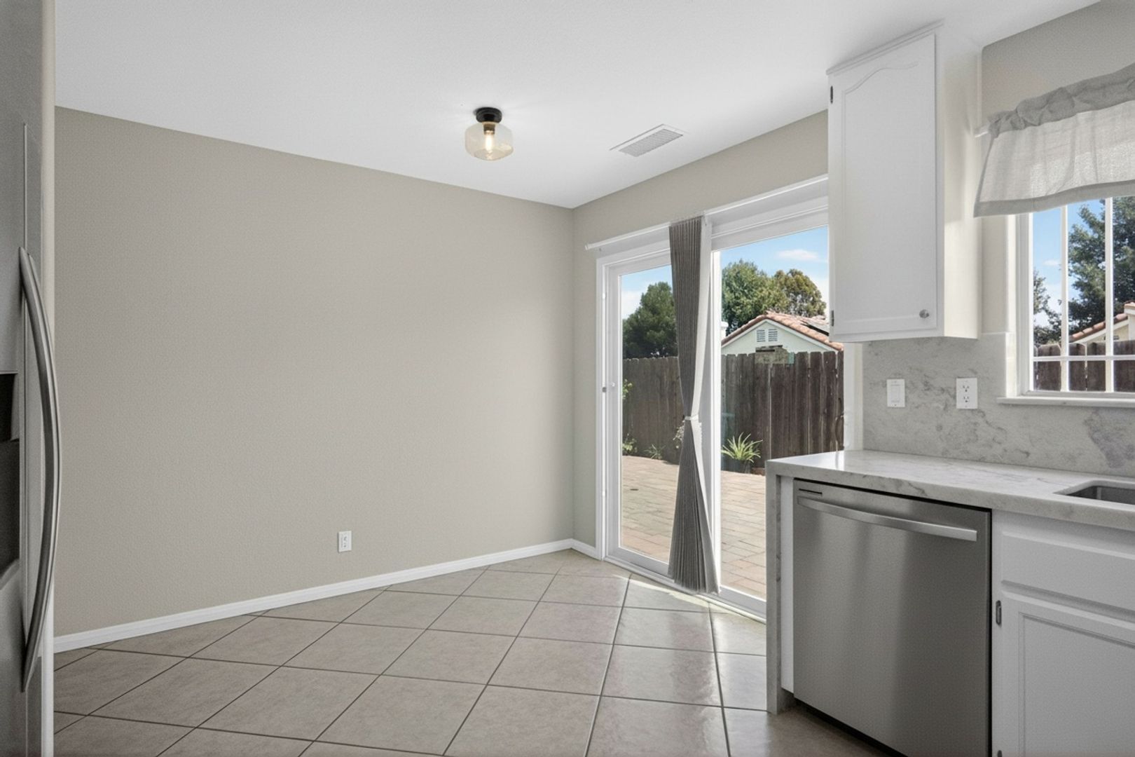 Building Photo - 2111 Rebecca Way