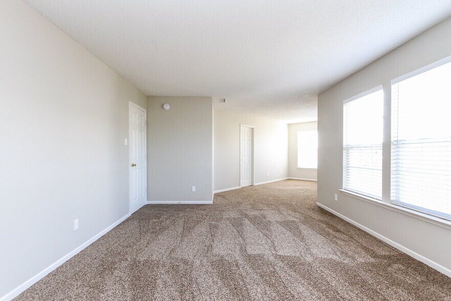 Building Photo - 9996 Olympic Cir