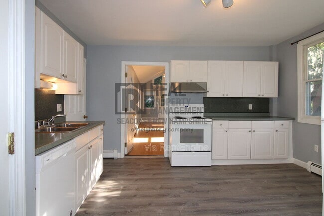 Building Photo - 47-49 South St