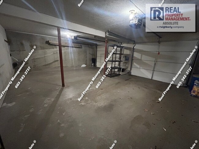 Building Photo - 44 Pinewood Rd