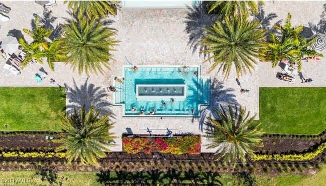 Building Photo - 19573 Hinkley Dr