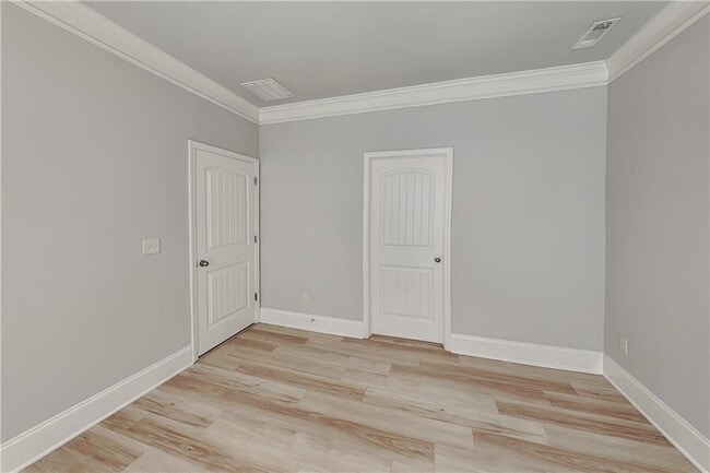 Building Photo - 2099 Apple Orchard Way