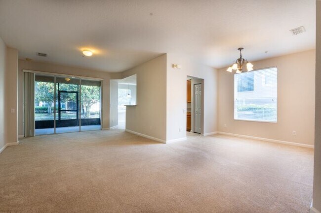 Building Photo - 2679 Metro Sevilla Dr