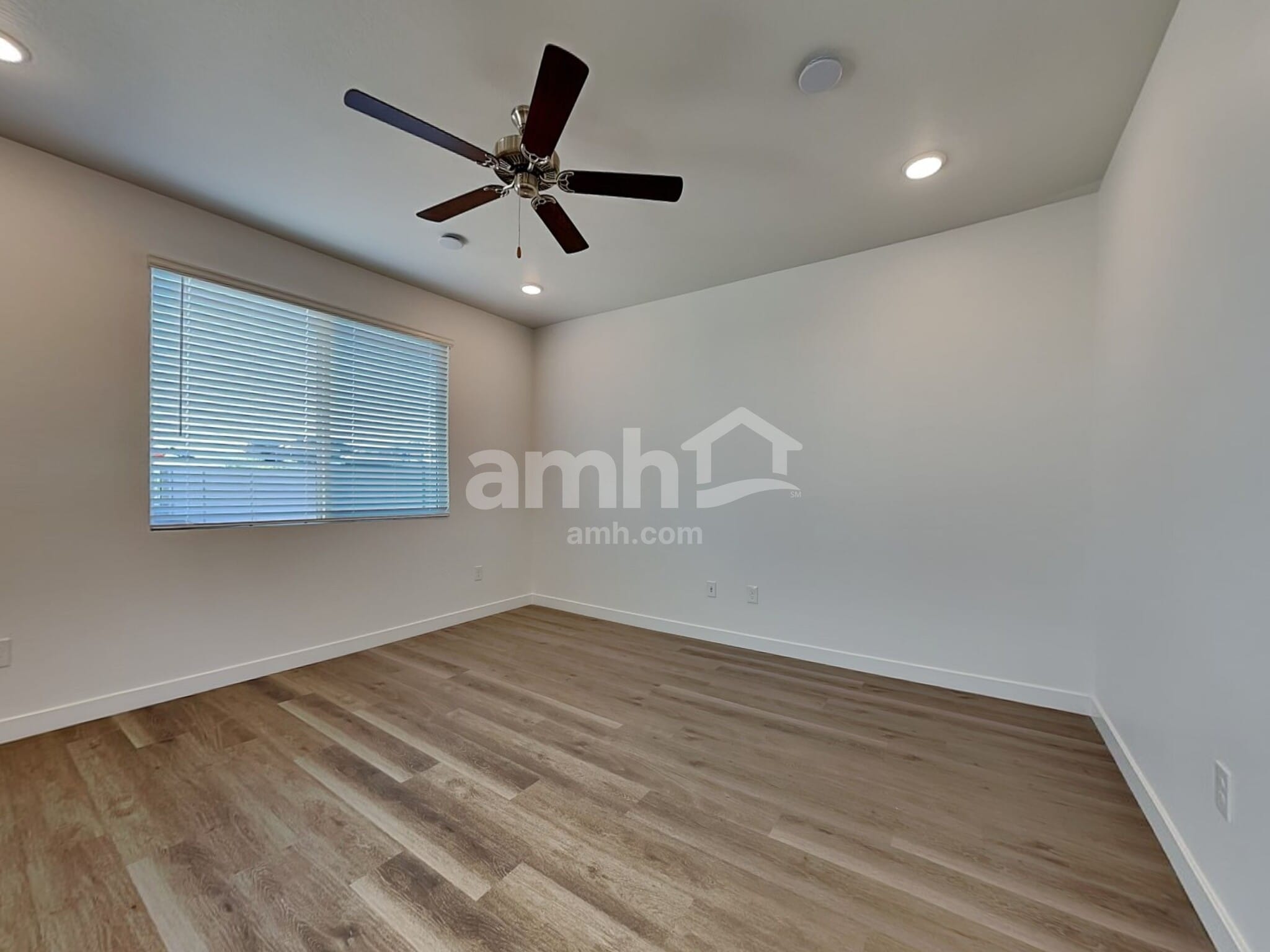 Building Photo - 9745 W Luxton Ln