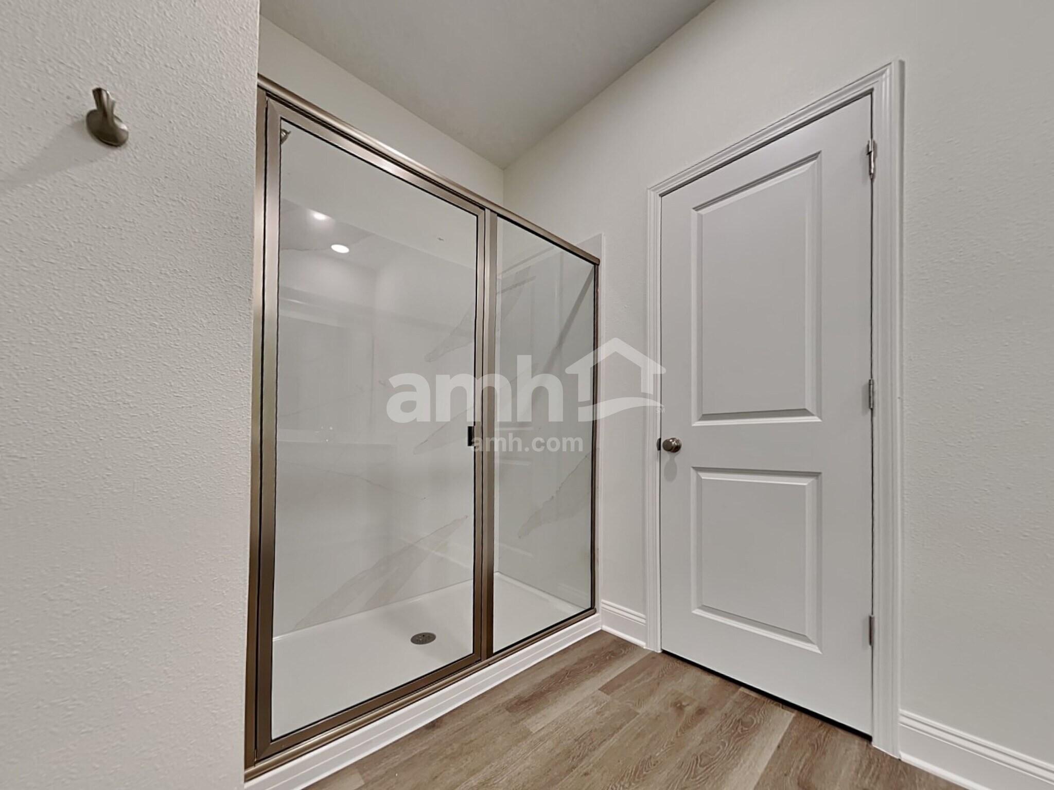 Building Photo - 11560 Bay Hl Cir