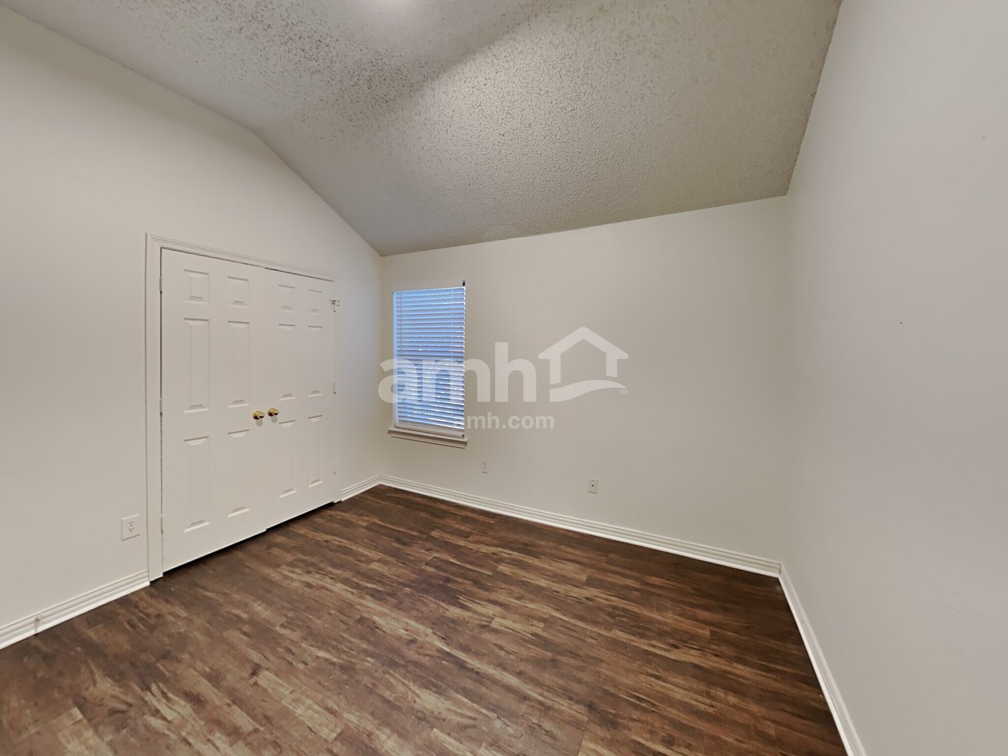 Building Photo - 6024 Silkcrest Trail