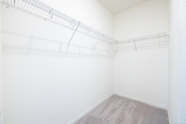 Building Photo - 14423 Bonito Loop