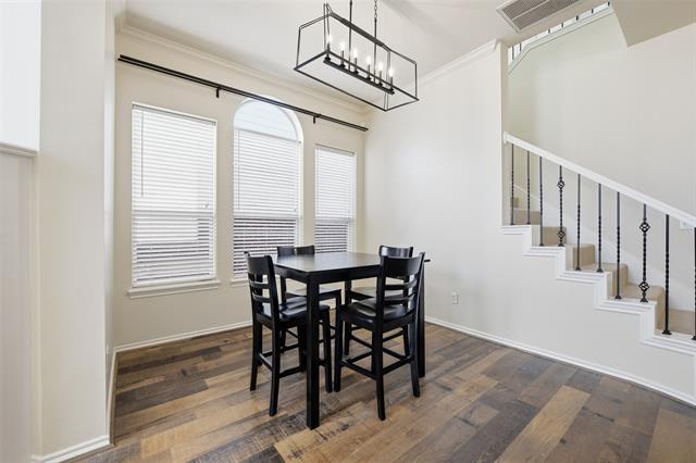 Building Photo - 5955 Rosebud Dr