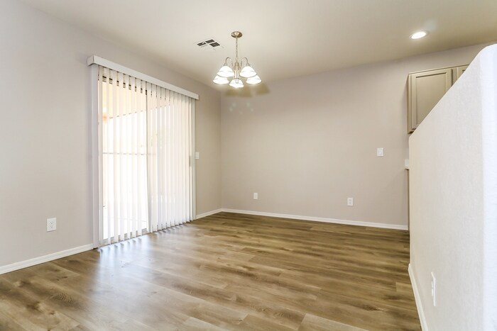 Building Photo - 2436 S 71st Dr