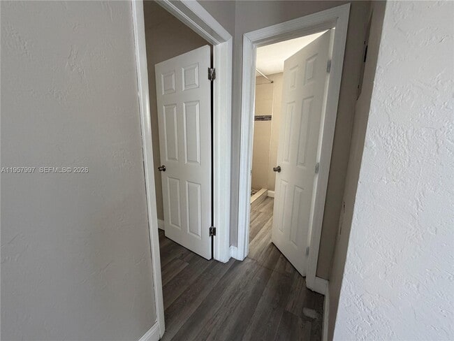 Building Photo - 2300 Douglas St