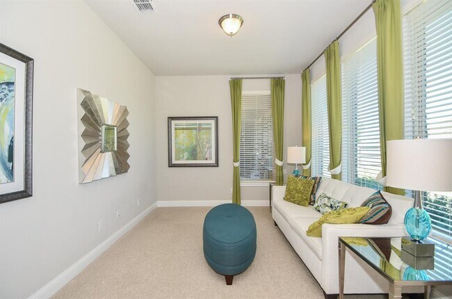 Building Photo - 20310 Corbin Creek Dr
