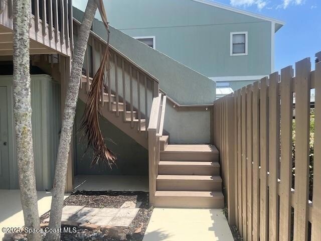 Building Photo - 1132 Breezy Way