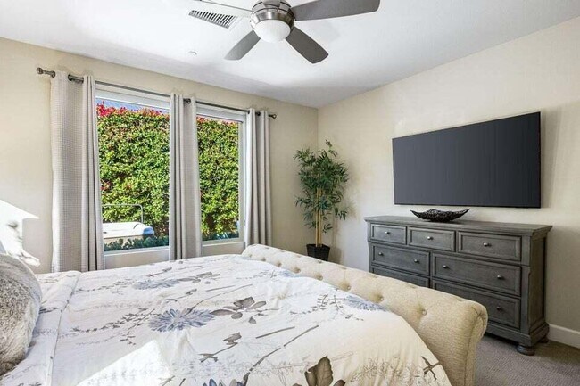 Building Photo - 51287 Longmeadow St