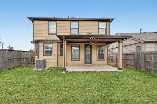 Building Photo - 3322 Nila Crk Dr