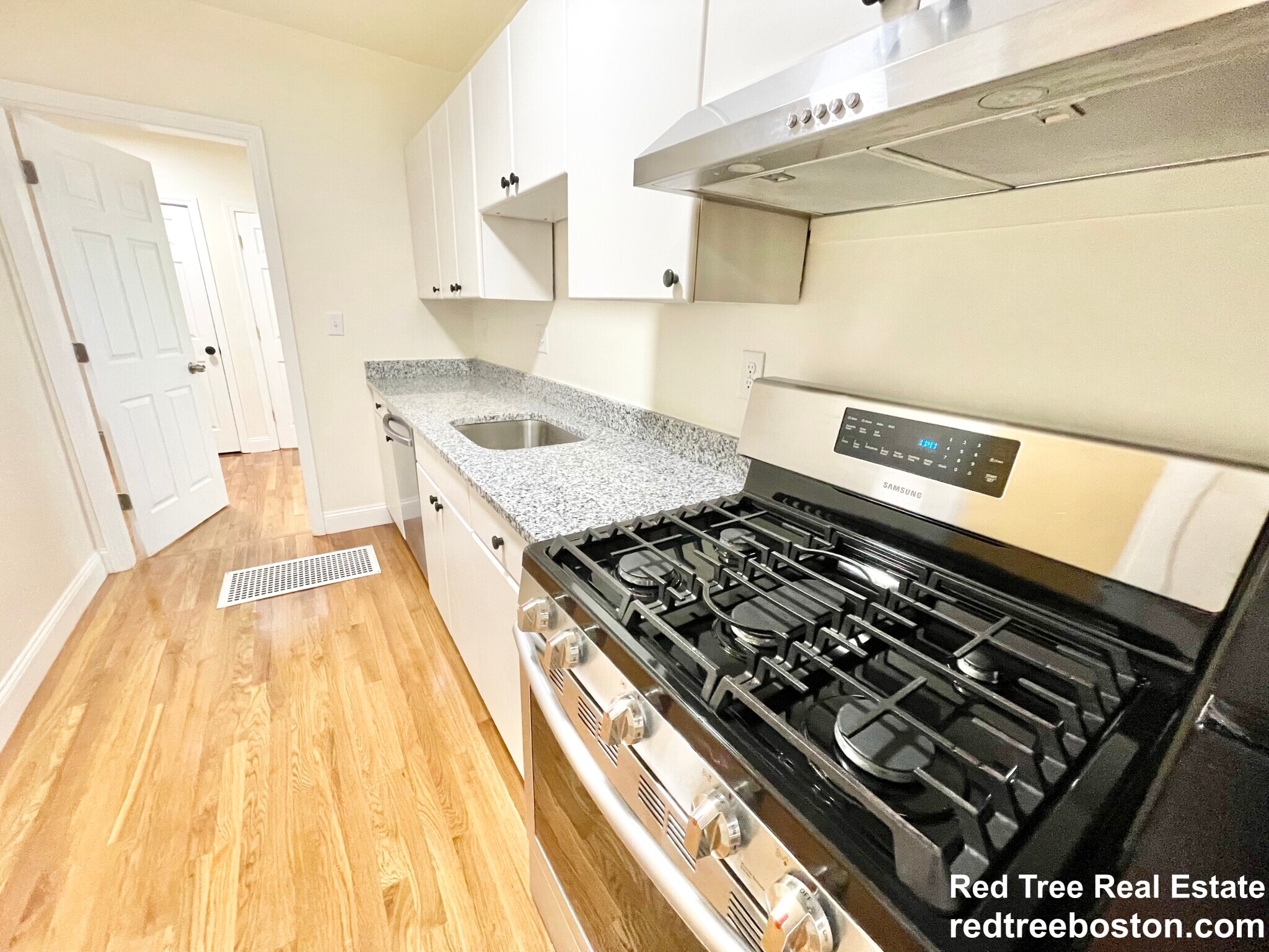 Building Photo - 523 E 3rd St