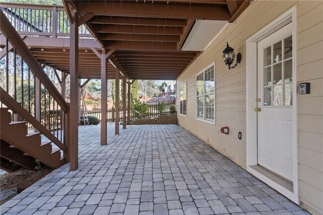 Building Photo - 133 Parkstone Way