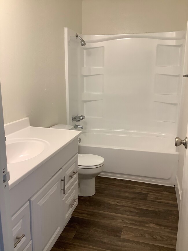 Building Photo - Jurupa Royal Apartments