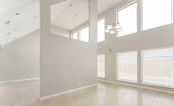 Building Photo - 10722 Shawnbrook Dr