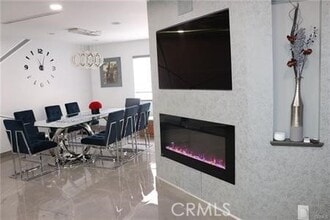 Building Photo - 9419 Via Patricia
