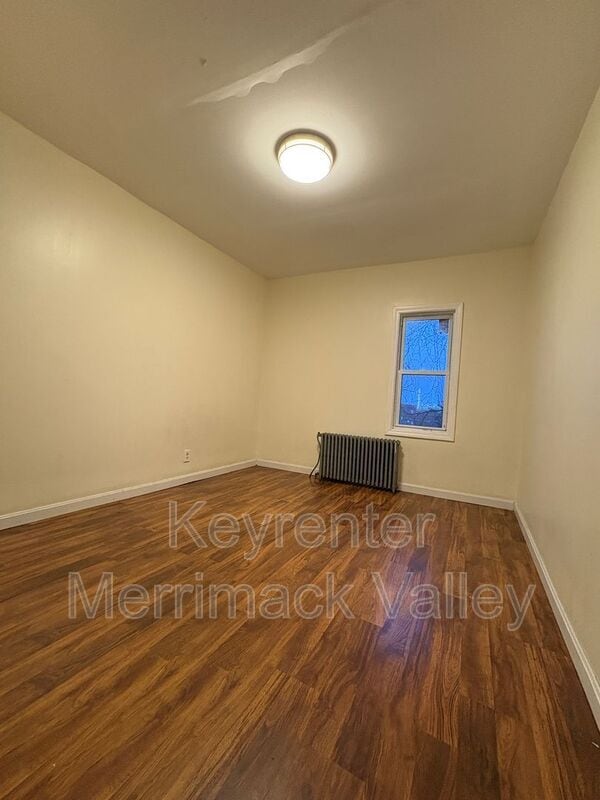 Building Photo - 58 Temple St