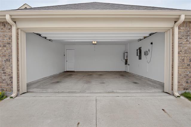 Building Photo - 408 Stampede Ln