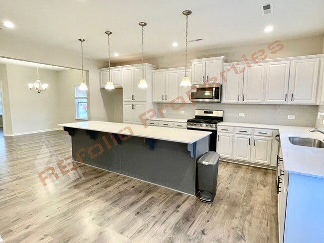 Building Photo - Gorgeous 4 Bedroom, 2.5 Bath House with Office + Loft in Arlington Meadows, Fuquay Varina, April 7!