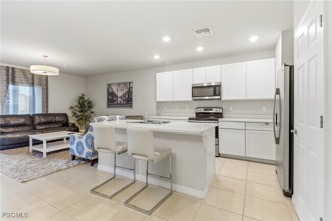 Building Photo - 15376 Wildflower Cir