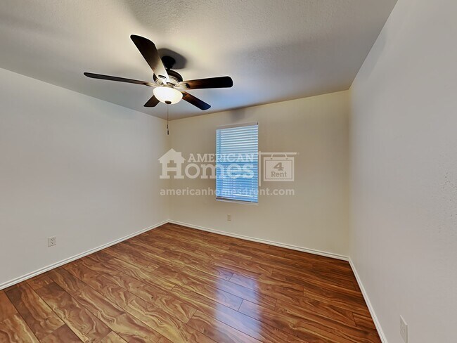 Building Photo - 6928 Denver City Drive