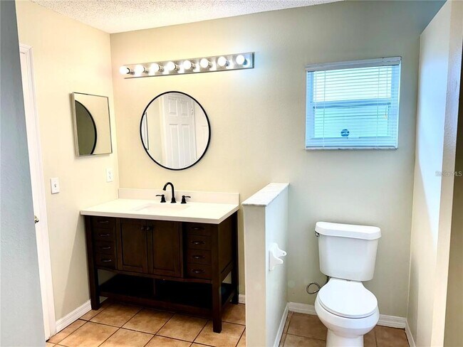 Building Photo - 7808 Laurel Oak Ln