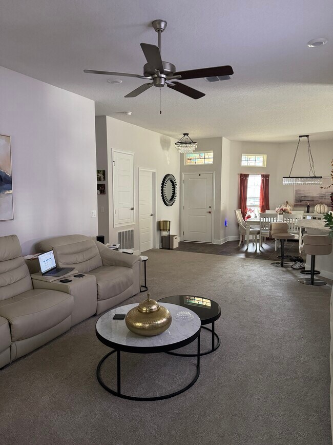 Building Photo - 29 Postman Ln