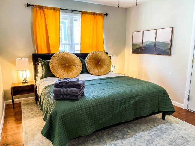 Building Photo - 113 S Birch St