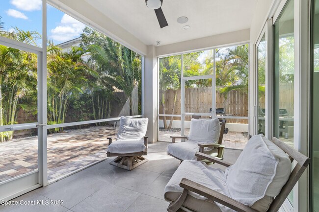 Building Photo - 151 24th St