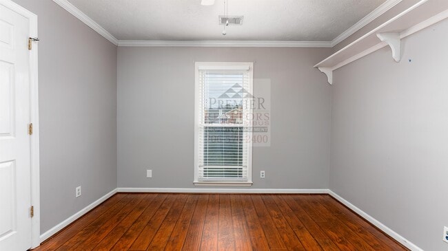Building Photo - 7039 Stoneybrook Dr