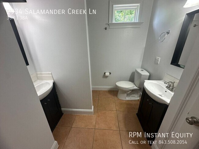Building Photo - 2934 Salamander Creek Ln