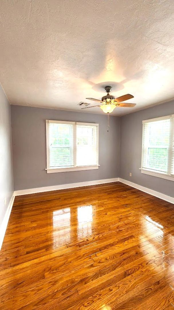 Building Photo - 1403 N Miller Blvd