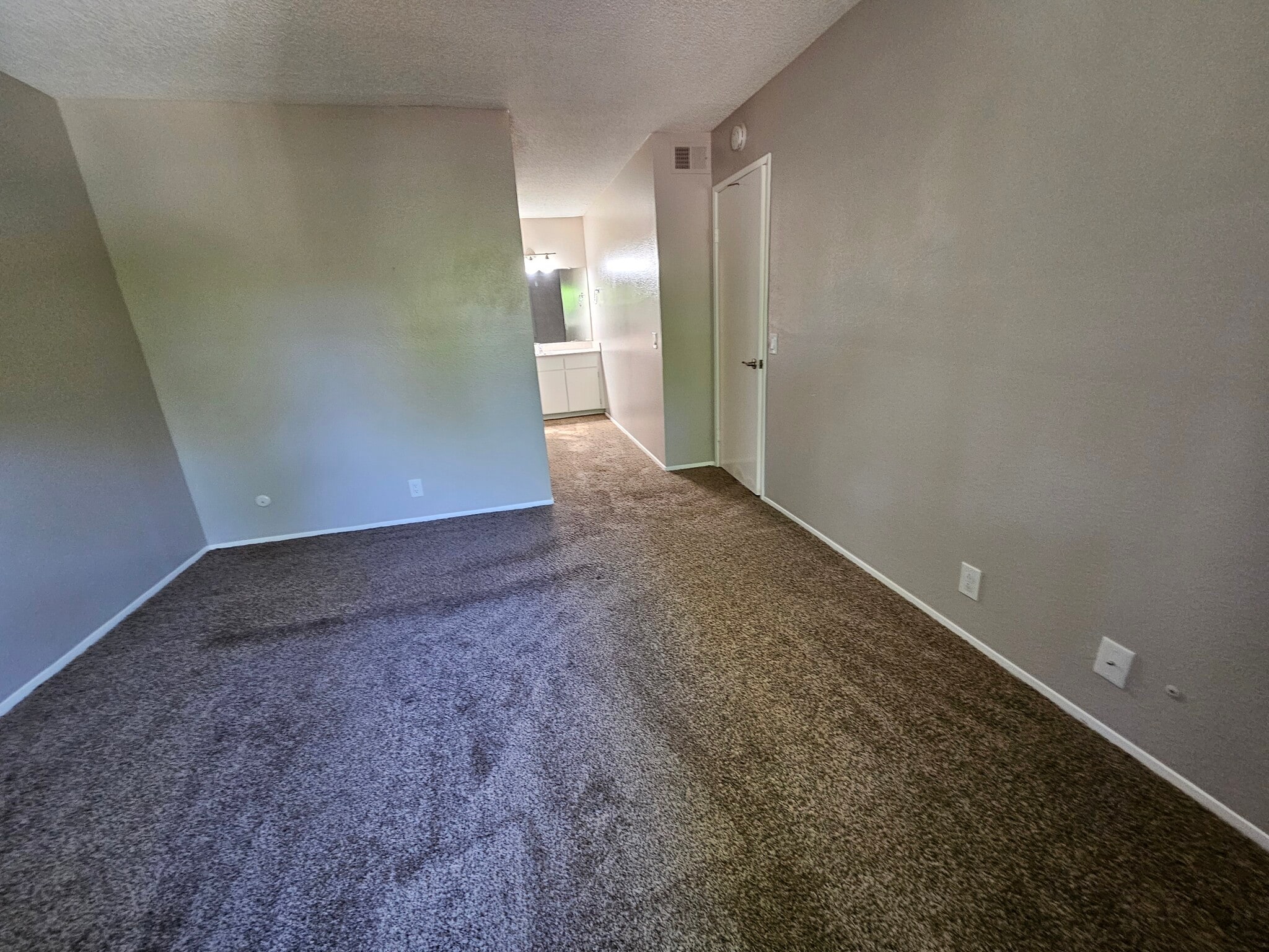 Building Photo - 2157 Arnold Way