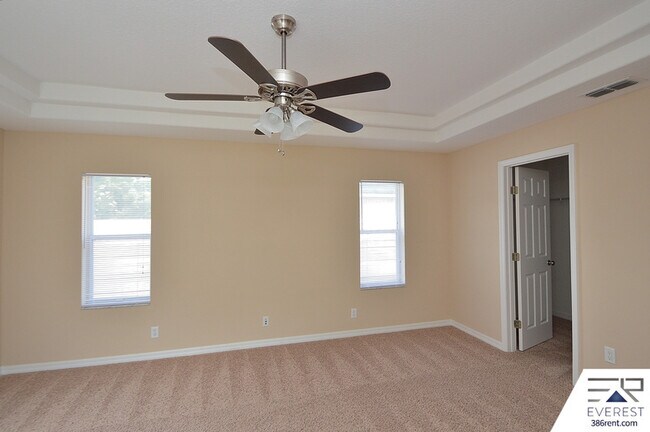 Building Photo - 5 Biddleson Pl
