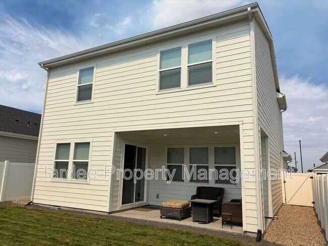 Building Photo - 1411 W Dovefield St