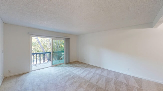 Building Photo - 1004 Ignacio Blvd